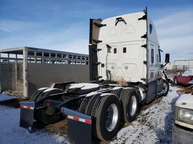 2016 Freightliner Cascadia 125