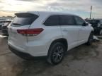 2018 Toyota Highlander LE