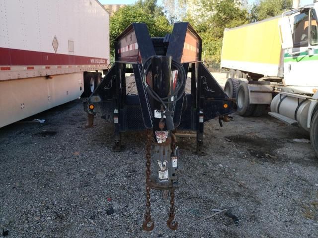 2009 Gooseneck Hitch Trailer