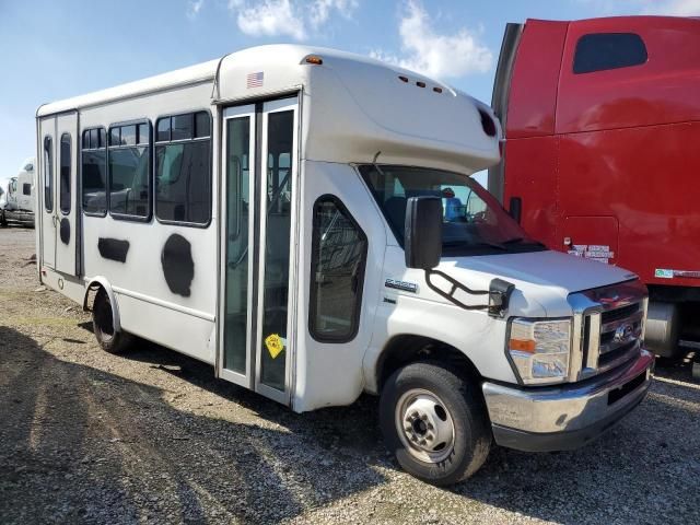 2016 Ford Econoline