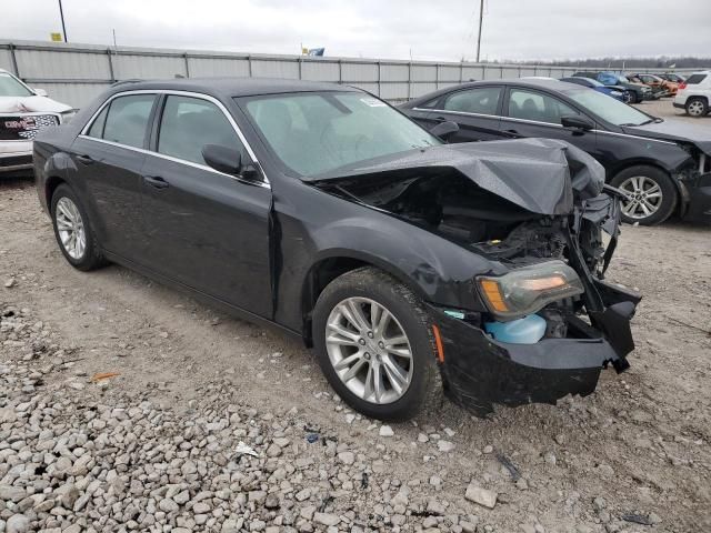 2019 Chrysler 300 Touring