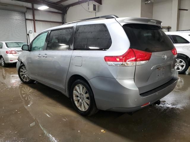 2013 Toyota Sienna XLE