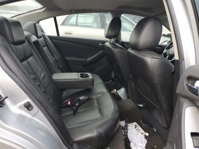 2010 Nissan Altima Base