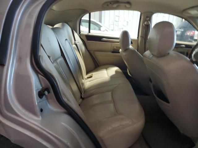 2008 Lincoln Town Car Signature Limited