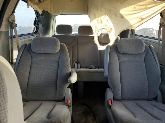 2005 Dodge Grand Caravan SXT