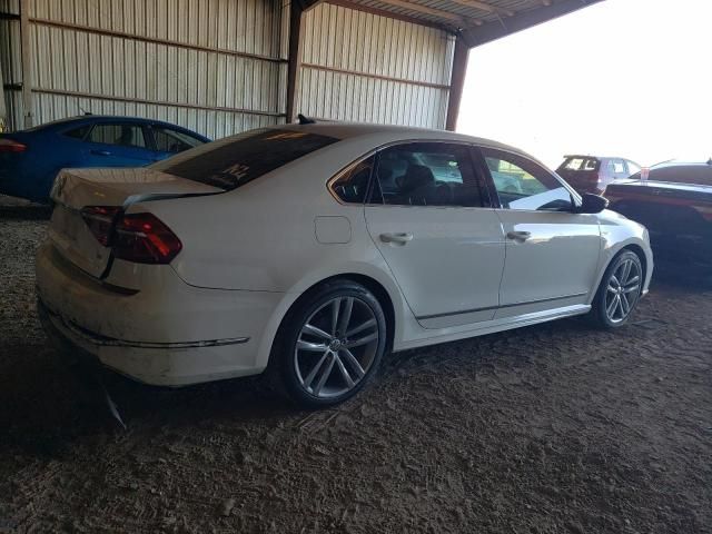 2017 Volkswagen Passat R-Line