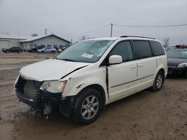 2010 Chrysler Town & Country Touring