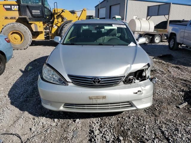 2005 Toyota Camry LE