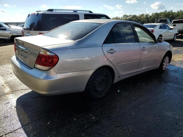 2005 Toyota Camry LE