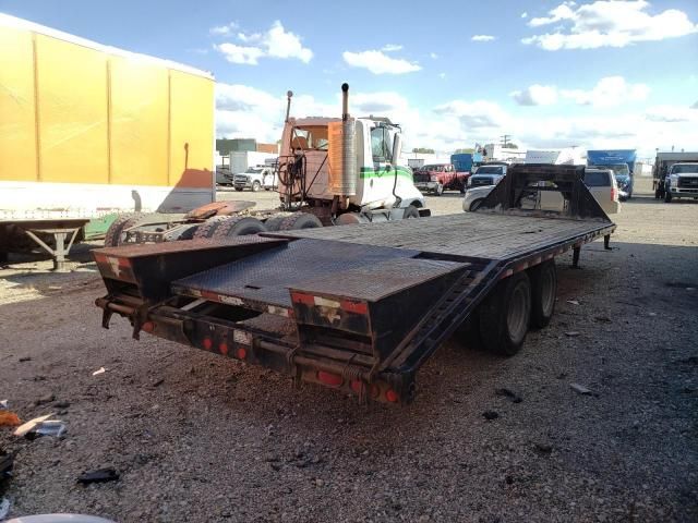 2009 Gooseneck Hitch Trailer