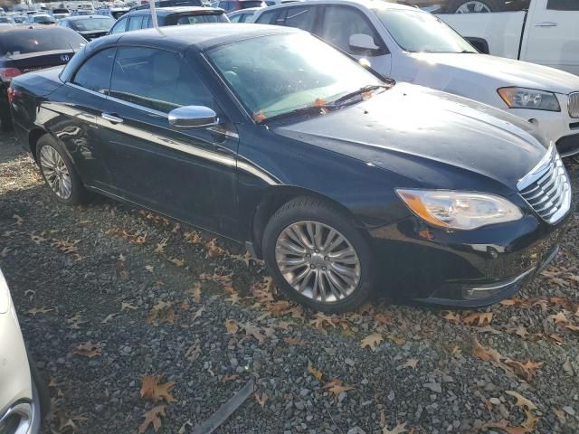 2013 Chrysler 200 Limited