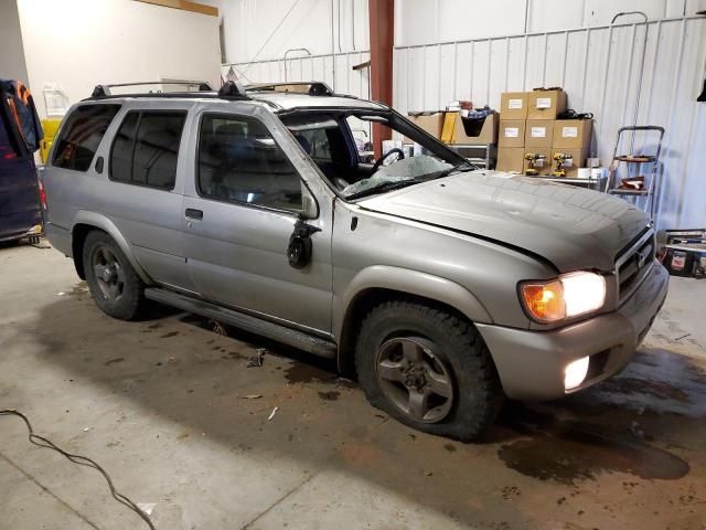 2000 Nissan Pathfinder LE