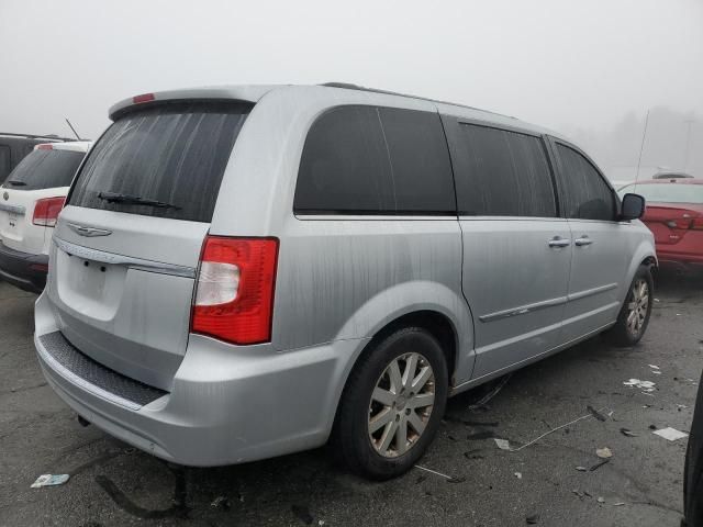 2012 Chrysler Town & Country Touring L