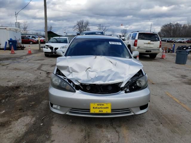 2005 Toyota Camry LE