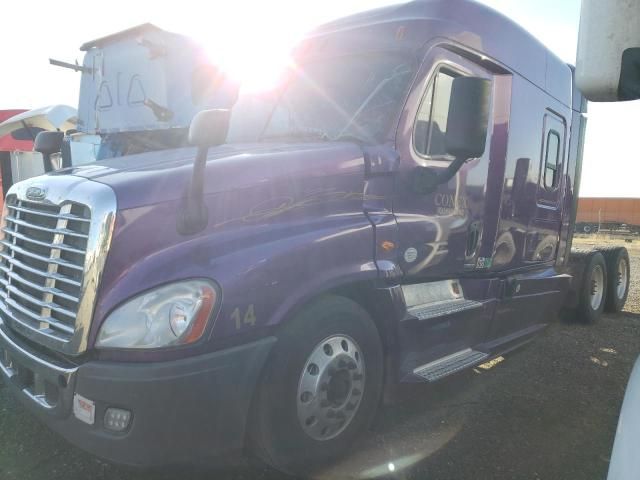 2017 Freightliner Cascadia 125