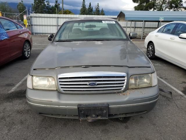 1999 Ford Crown Victoria LX