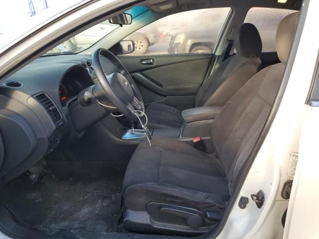 2010 Nissan Altima Base