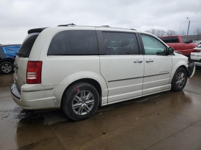 2008 Chrysler Town & Country Limited