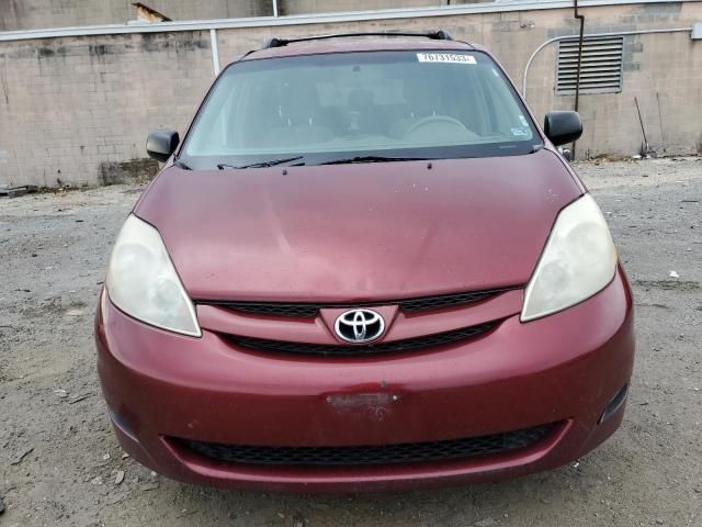 2010 Toyota Sienna CE