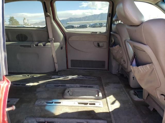 2003 Chrysler Town & Country Limited