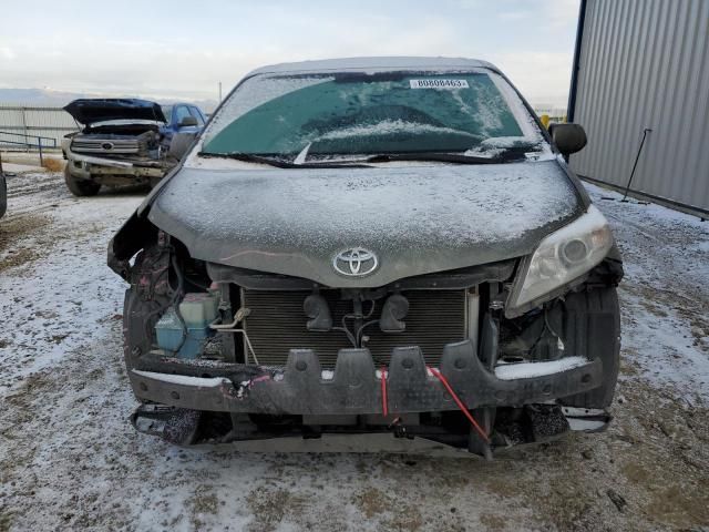 2014 Toyota Sienna XLE