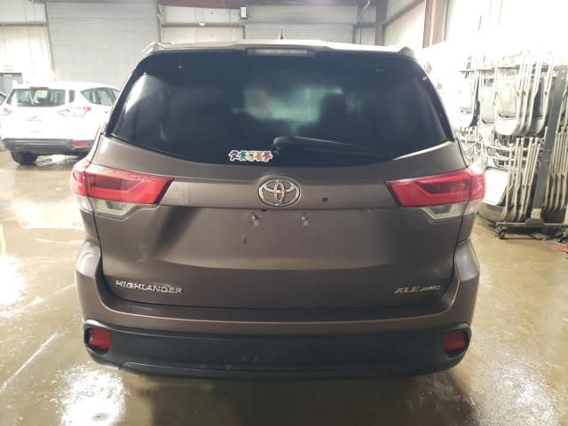 2019 Toyota Highlander SE