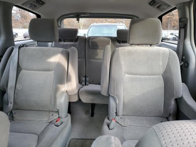 2007 Toyota Sienna CE