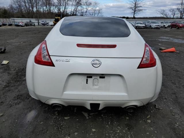 2012 Nissan 370Z Base