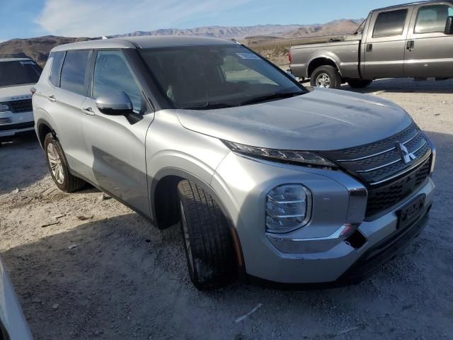 2022 Mitsubishi Outlander ES