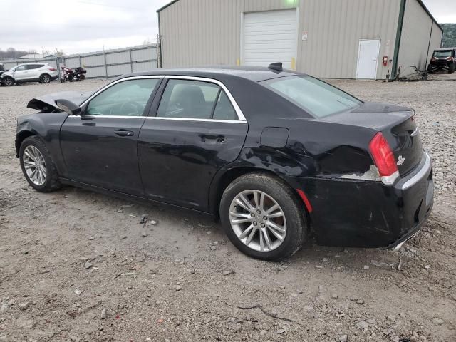 2019 Chrysler 300 Touring