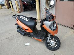 Motos salvage para piezas a la venta en subasta: 2023 Scooter Scooter