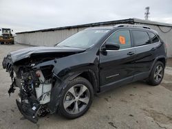 Salvage cars for sale at Fresno, CA auction: 2019 Jeep Cherokee Limited