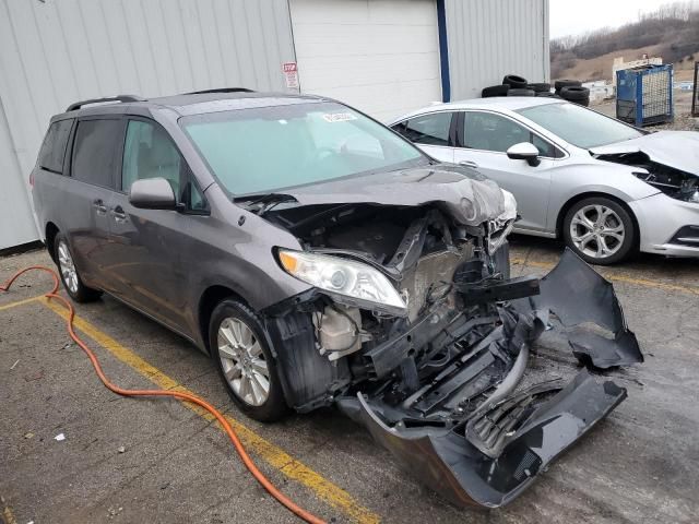 2011 Toyota Sienna LE