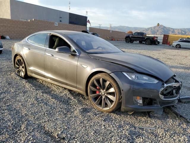 2015 Tesla Model S