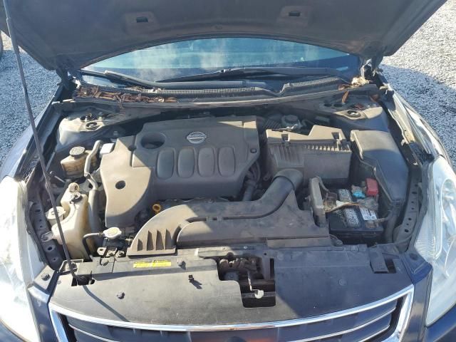 2010 Nissan Altima Base