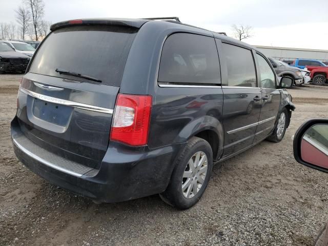 2013 Chrysler Town & Country Touring