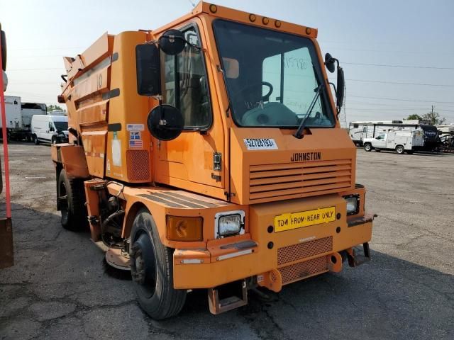 2005 John Deere Sweeper