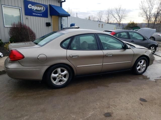 2003 Ford Taurus SE