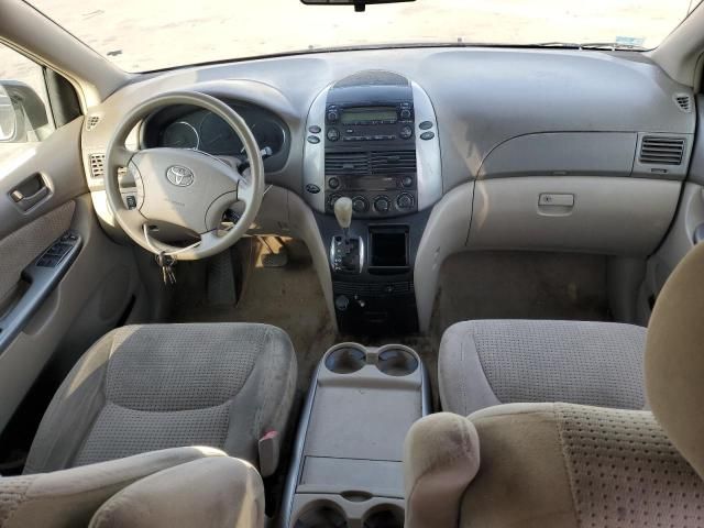 2006 Toyota Sienna CE