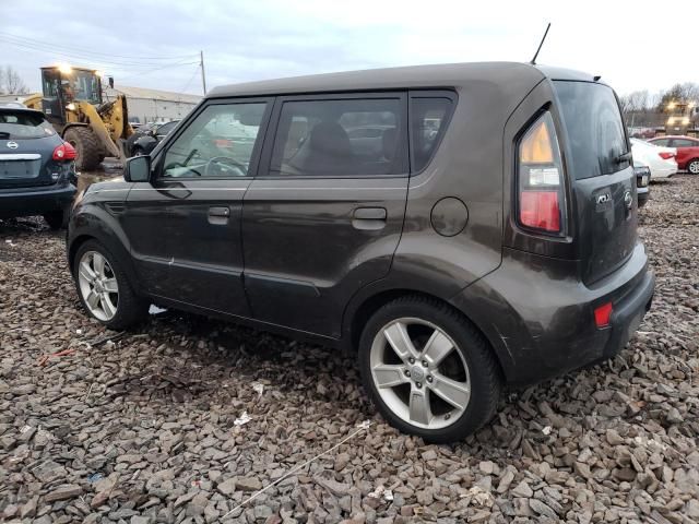 2010 KIA Soul +