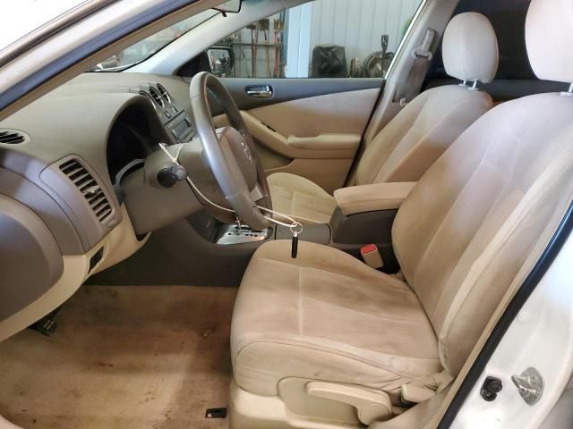 2010 Nissan Altima Base