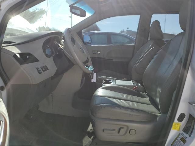 2012 Toyota Sienna XLE