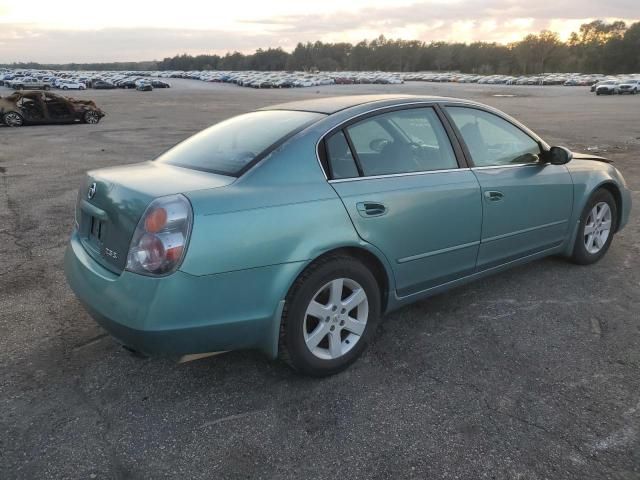 2003 Nissan Altima Base