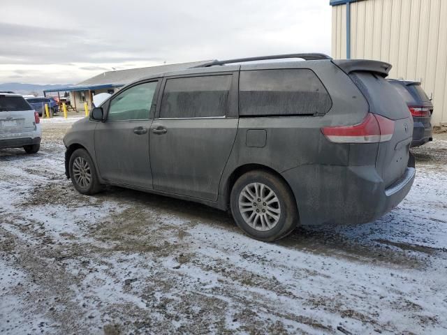 2014 Toyota Sienna XLE