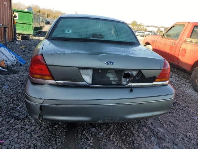 2002 Ford Crown Victoria LX