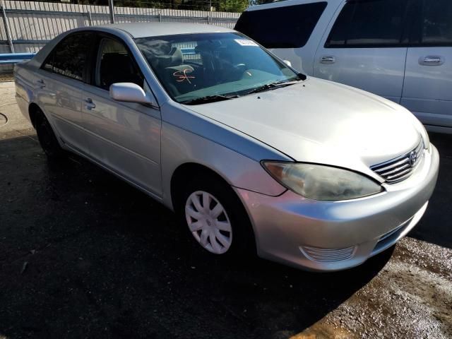 2005 Toyota Camry LE