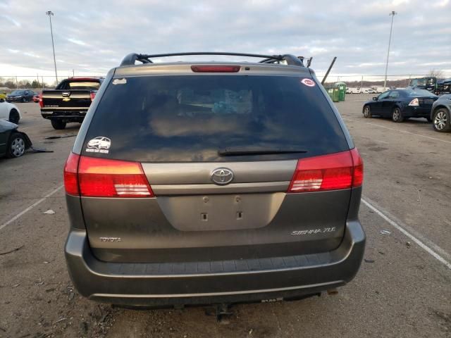 2004 Toyota Sienna XLE