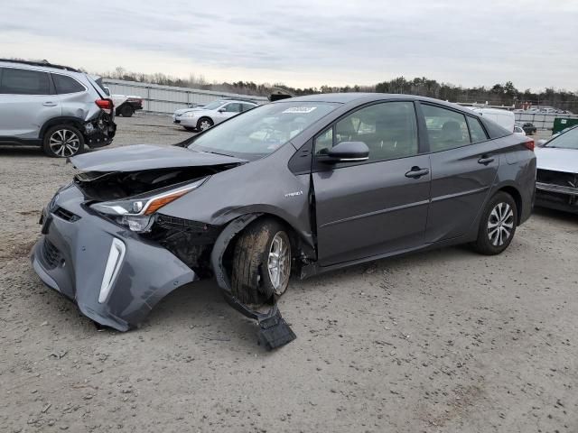 2022 Toyota Prius LE