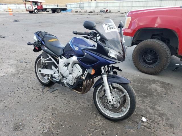 2004 Yamaha FZ6 S