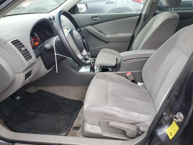 2010 Nissan Altima Base